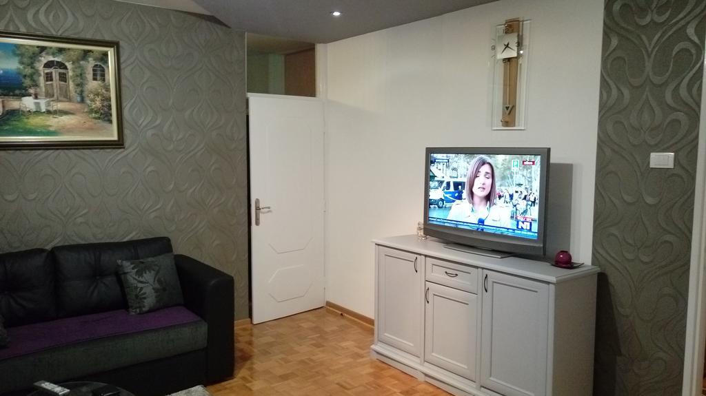 Apartment Milos Belgrad Zewnętrze zdjęcie